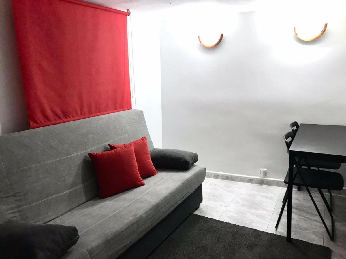 Agradable Apartamento En Zona Malasana Madrid Apartment Exterior photo