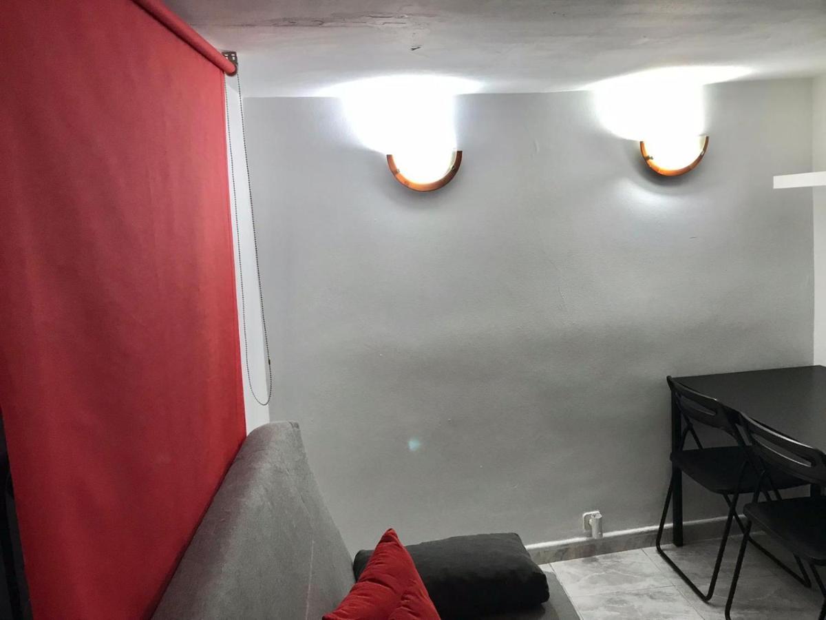 Agradable Apartamento En Zona Malasana Madrid Apartment Exterior photo