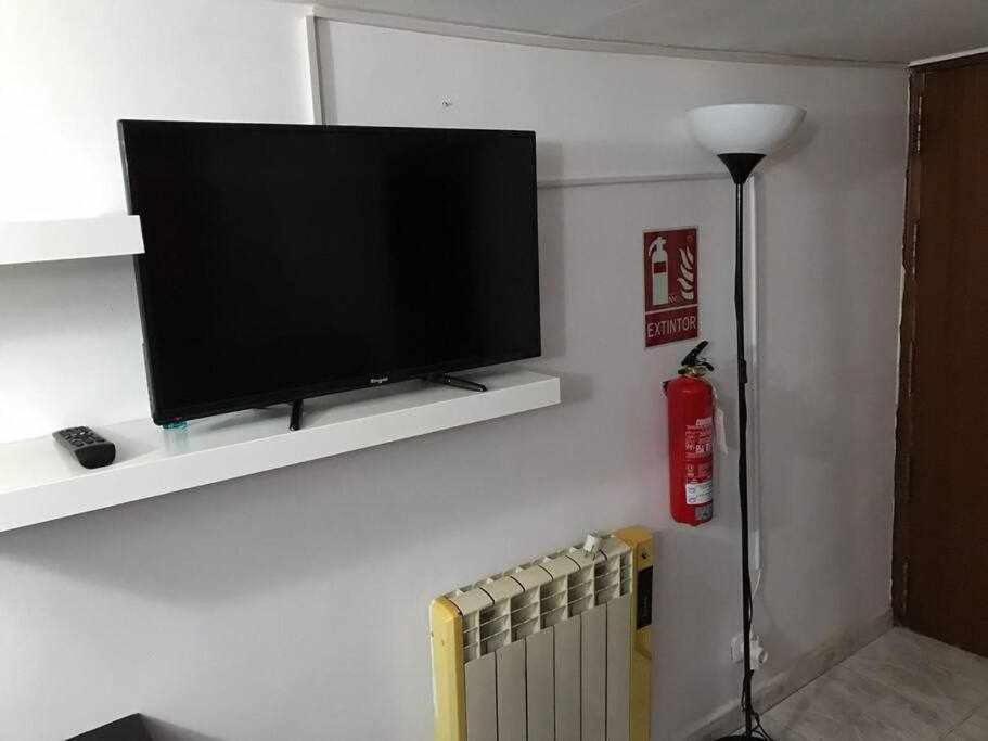 Agradable Apartamento En Zona Malasana Madrid Apartment Exterior photo