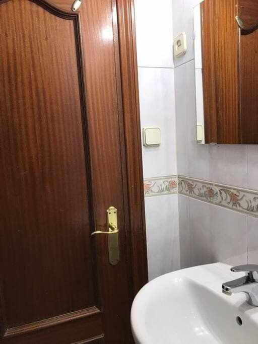 Agradable Apartamento En Zona Malasana Madrid Apartment Exterior photo